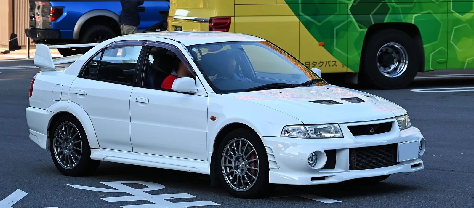 Mitsubishi Lancer Evolution VI สีขาว