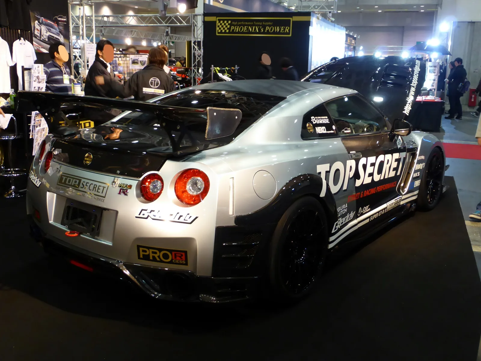 GT-R R35 ของ Top Secret เปิดฝากระโปรงโชว์เครื่องยนต์ในงาน Osaka Auto Messe
