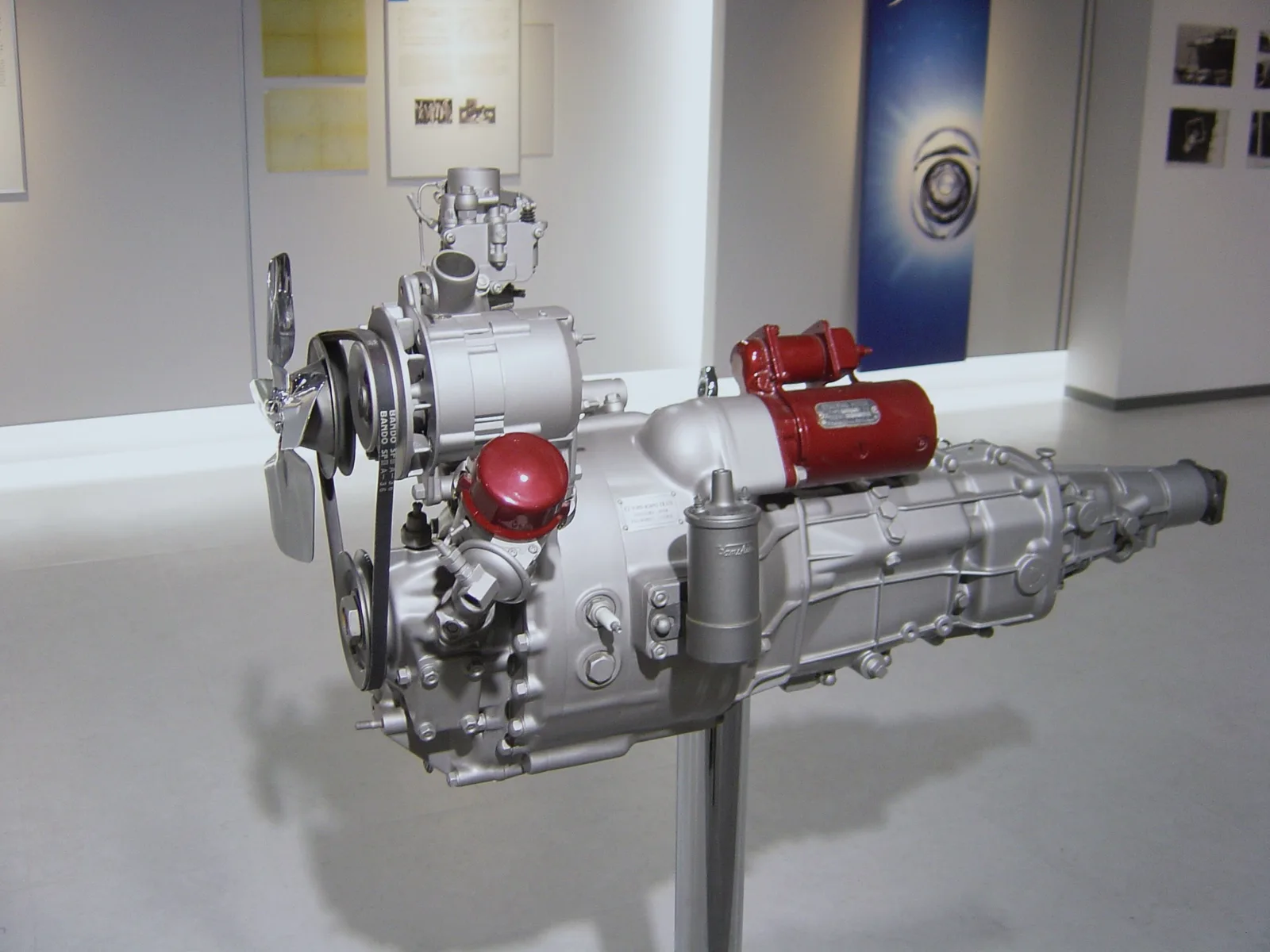 เครื่องโรตารี่รุ่นแรกของ Mazda พร้อมเกียร์ ตัวต้นแบบหัวใจของ Cosmo Sport